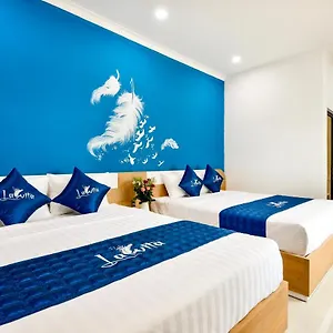 Otel La **
