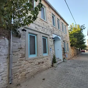 Otel Foça Limon Ağacı 