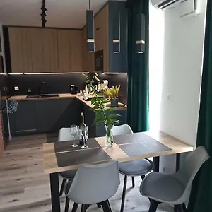 https://apartament-bernata-rdka.poznan-hotels.com