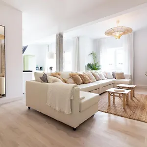 https://malaga-holidays-city-center.es-andalucia.com