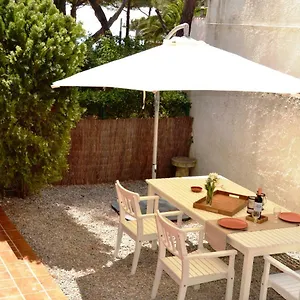  Apartamento Con Jardín España